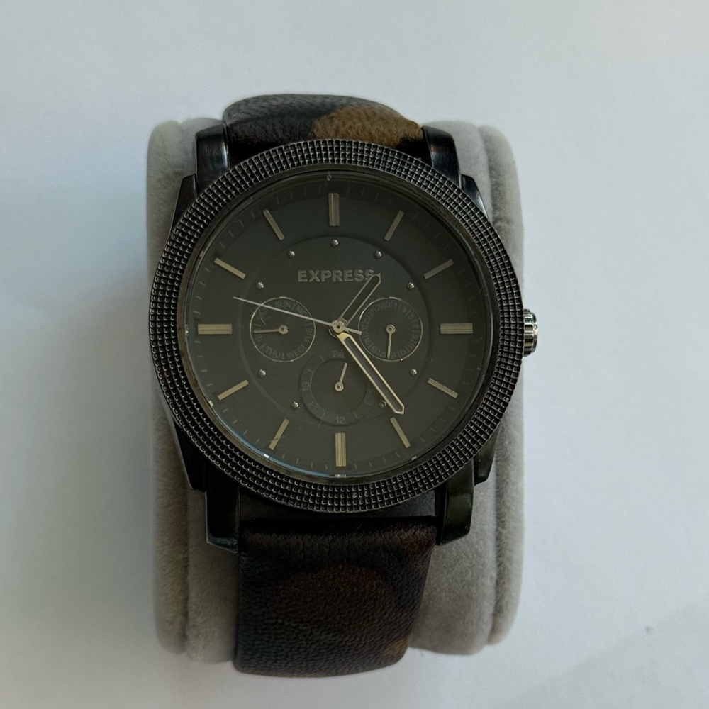 Express Men's Watch with Black Dial and Camouflage Strap